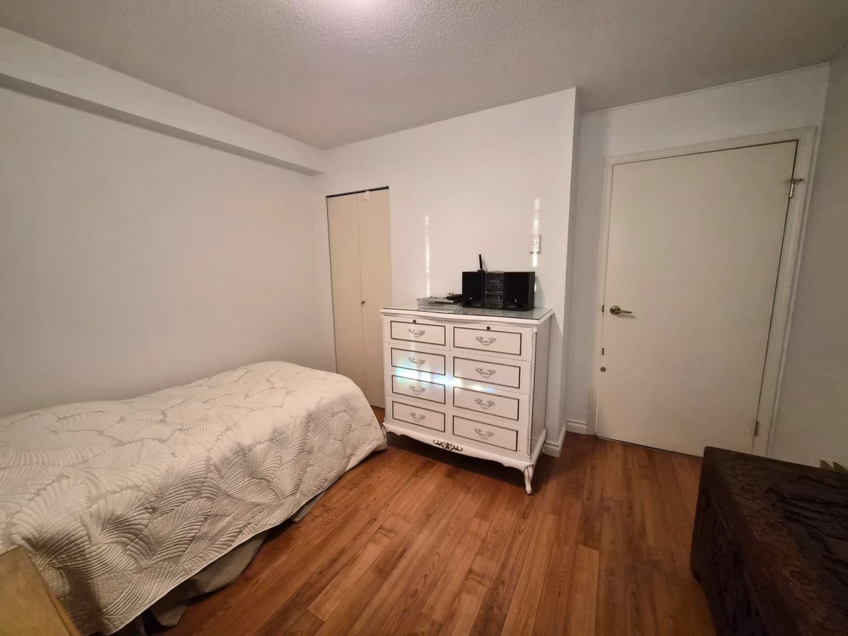 Laundry Room Photo of 1506 6611 Cooney Road, Richmond, BC