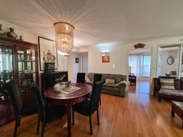 1506 6611 Cooney Road, Richmond, BC
