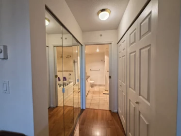 Guest Bathroom Photo of 1506 6611 Cooney Road, Richmond, BC