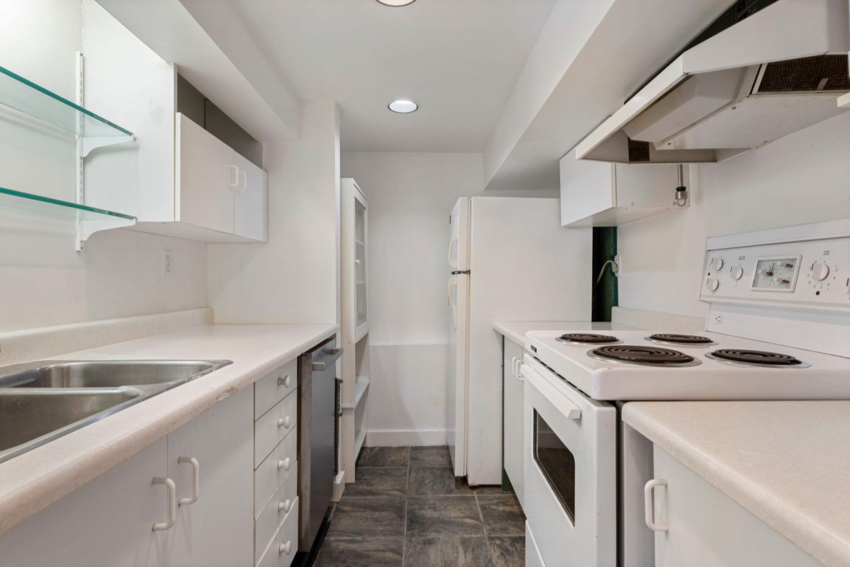 Loft / Bonus Room Photo of 2094 E 7th Avenue, Vancouver, BC