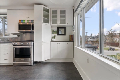 Kitchen Photo of 2094 E 7th Avenue, Vancouver, BC