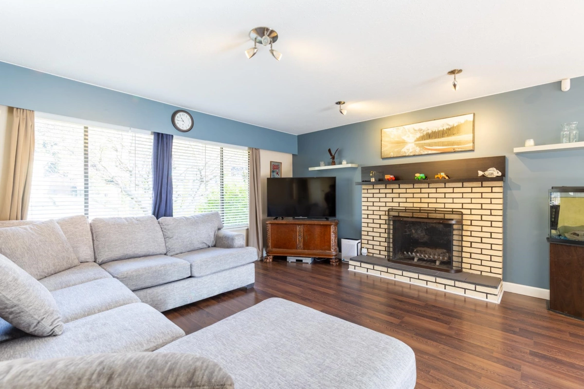Bedroom 4 Photo of 32344 Mallard Place, Mission, BC