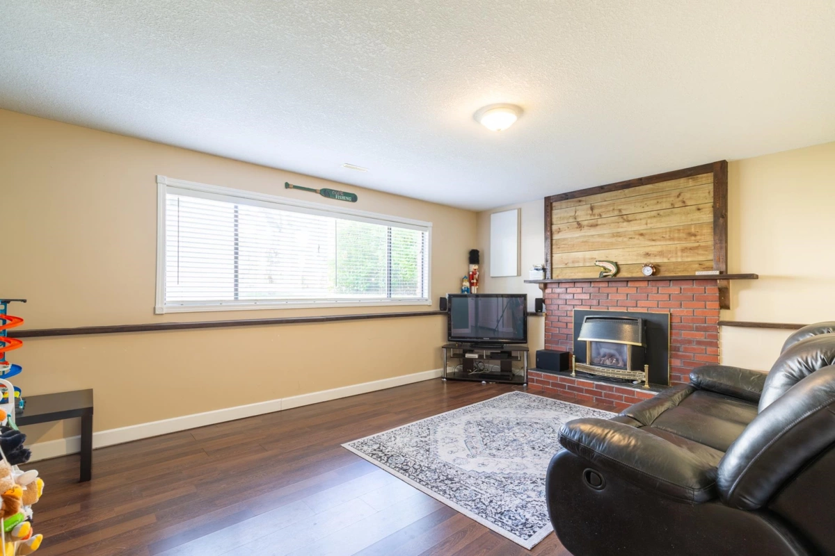 Outdoor Deck Photo of 32344 Mallard Place, Mission, BC