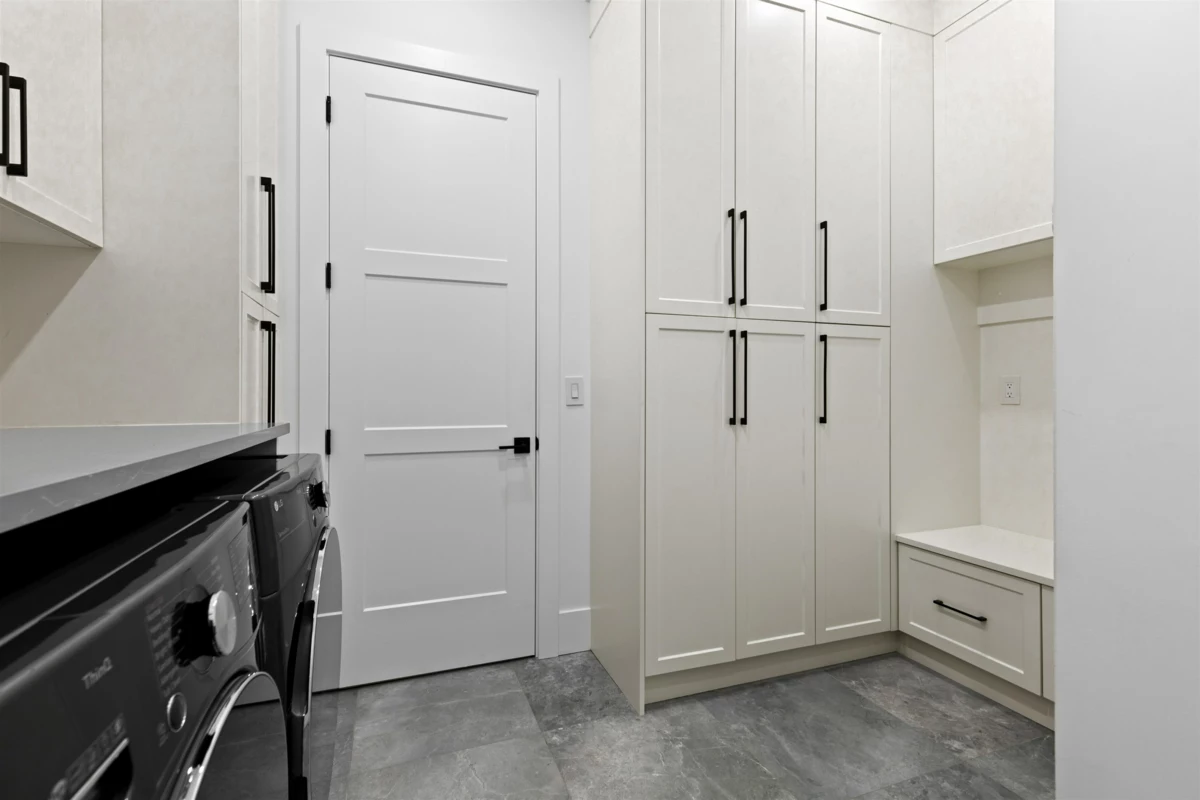 Powder Room Photo of 19759 33 Avenue, Langley, BC