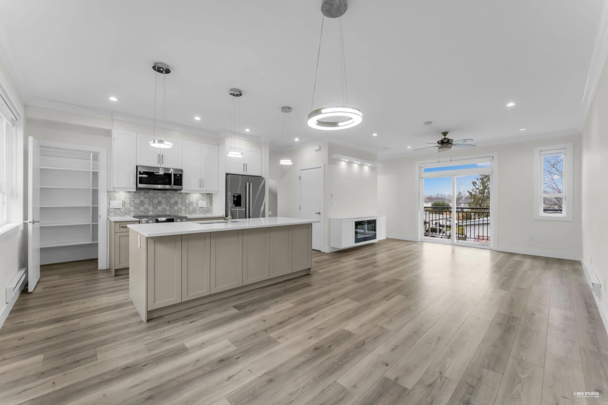 Walk-In Closet Photo of 12 8181 135a Street, Surrey, BC