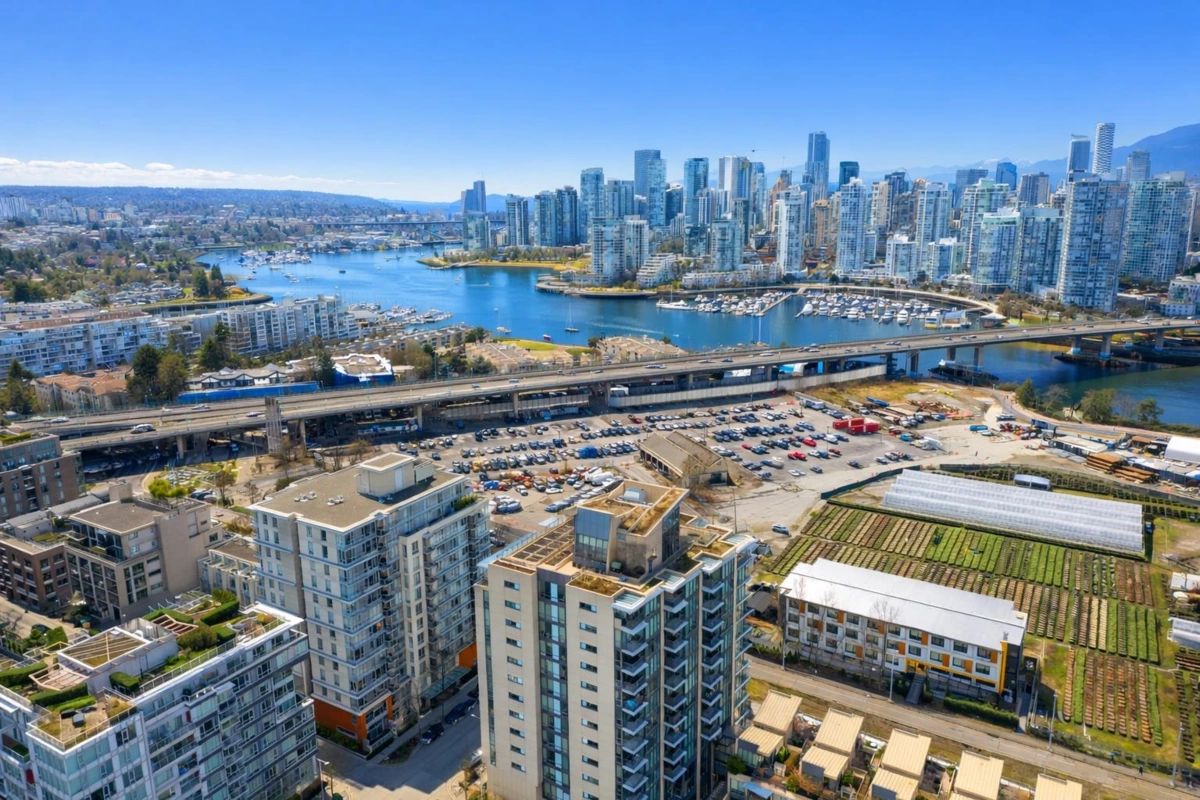 Backyard Photo of PH1606 288 W 1st Avenue, Vancouver, BC