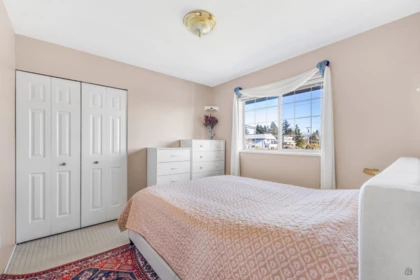 Hot Tub / Spa Photo of 1191 Finlay Street, White Rock, BC