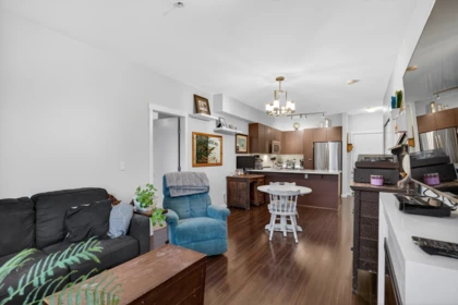 Breakfast Nook Photo of 101 19201 66a Avenue, Surrey, BC