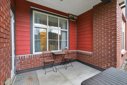 Front Yard Photo of 101 19201 66a Avenue, Surrey, BC