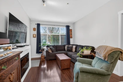 Kitchen Island Photo of 101 19201 66a Avenue, Surrey, BC