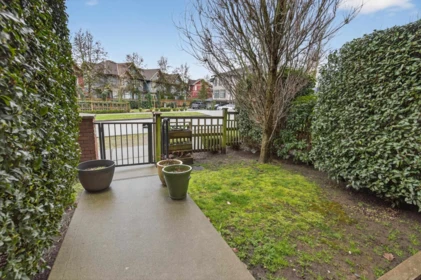 Swimming Pool Photo of 101 19201 66a Avenue, Surrey, BC