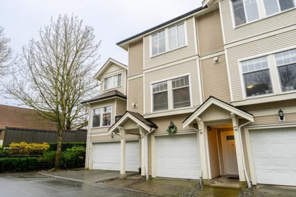 Staircase Photo of 15 21535 88 Avenue, Langley, BC