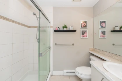 Walk-In Closet Photo of 15 21535 88 Avenue, Langley, BC