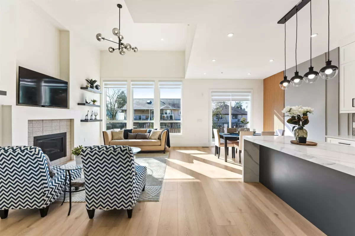 Family Room Photo of 2472 Glenwood Avenue, Port Coquitlam, BC