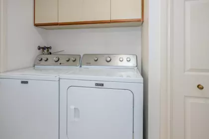 Laundry Room Photo of 2983 Southern Crescent, Abbotsford, BC