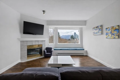 403 3738 Norfolk Street, Burnaby, BC, Burnaby — Apartment/Condo for sale