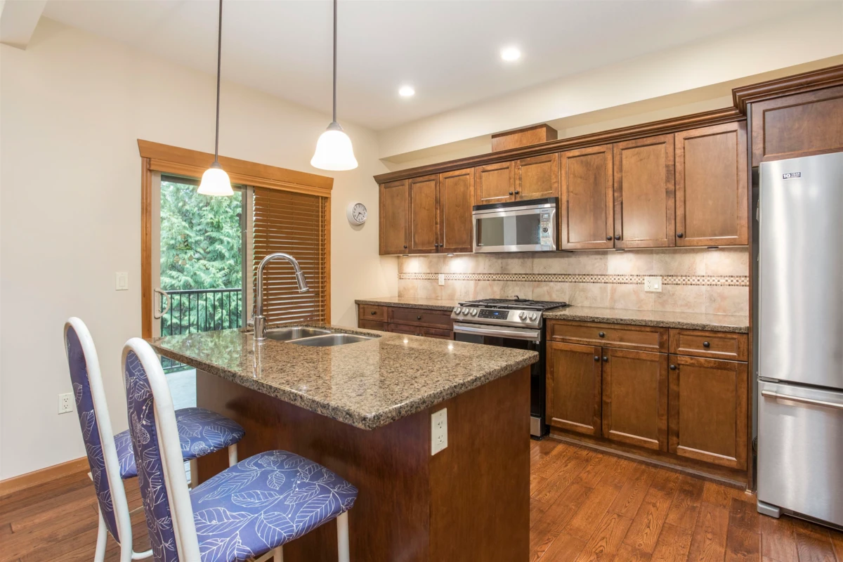 Dining Area Photo of 64 24185 106b Avenue, Maple Ridge, BC