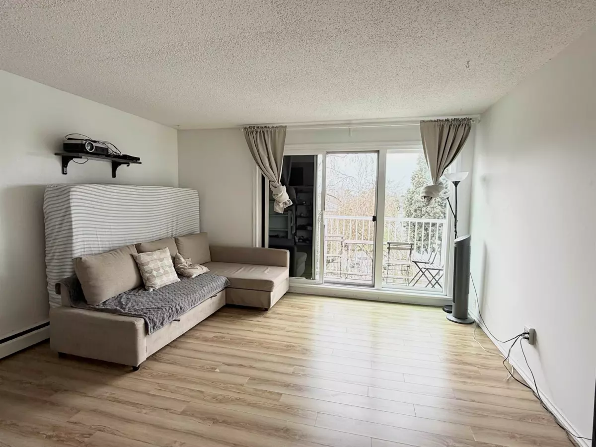 Family Room Photo of 304 7280 Lindsay Road, Richmond, BC