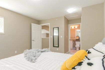 Entry Foyer Photo of 53 16655 64 Avenue, Surrey, BC