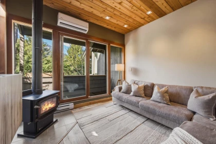 32 2301 Whistler Road, Whistler, BC, Whistler — Townhouse for sale