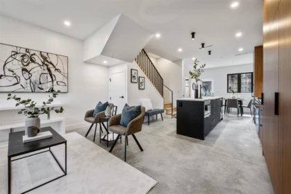 #2 1166 E 26th Avenue, Vancouver, BC, Vancouver — Half Duplex for sale