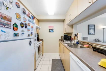 301 5380 Oben Street, Vancouver, BC, Vancouver — Apartment/Condo for sale