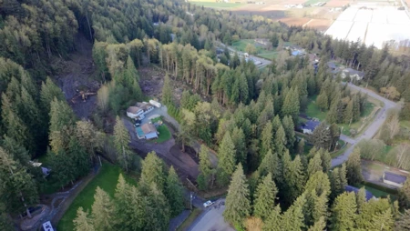 Swimming Pool Photo of 41750 Bowman Road, Yarrow, BC