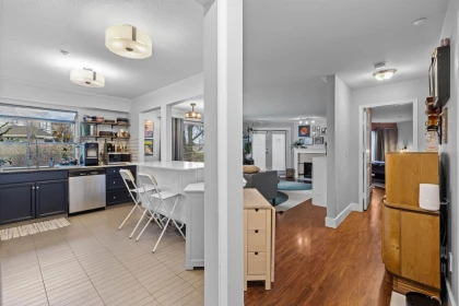 Kitchen Photo of 304 25 Richmond Street, New Westminster, BC