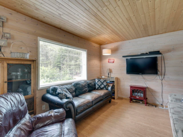 Bedroom 3 Photo of 46880 Sakwi Creek Road, Mission, BC