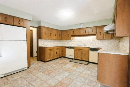 Breakfast Nook Photo of 4829 Colbrook Court, Burnaby, BC