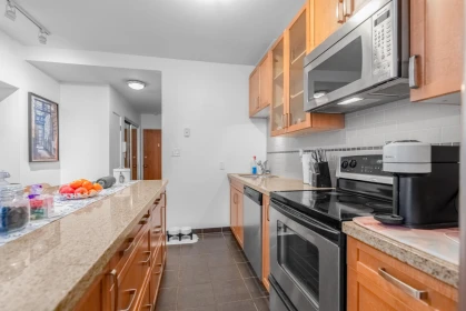 Breakfast Nook Photo of 2 1879 Barclay Street, Vancouver, BC