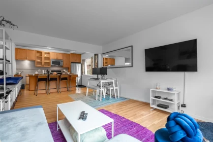 Kitchen Photo of 2 1879 Barclay Street, Vancouver, BC
