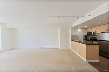910 200 Keary Street, New Westminster, BC, New Westminster — Apartment/Condo for sale