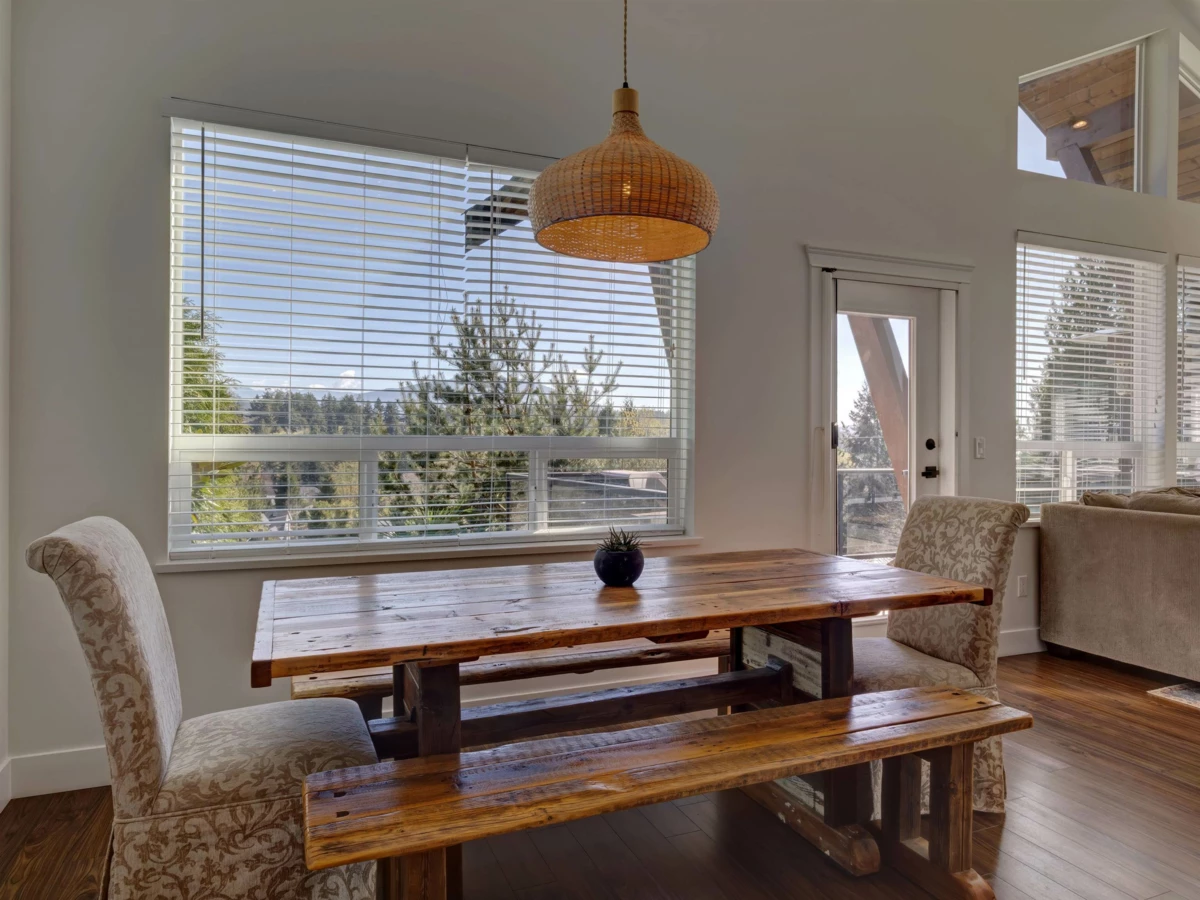Family Room Photo of 825 Bayview Heights Road, Gibsons, BC