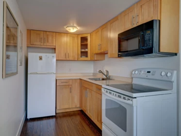 Hallway Photo of 825 Bayview Heights Road, Gibsons, BC