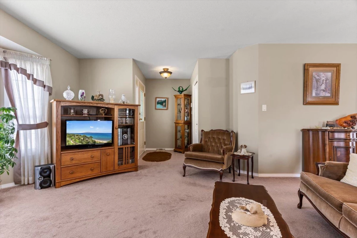 Family Room Photo of 26 45175 Wells Road, Chilliwack, BC