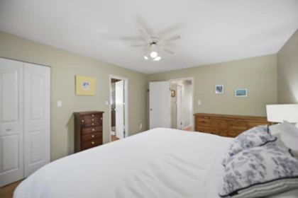 Bedroom 4 Photo of 4057 Marine Drive, Burnaby, BC