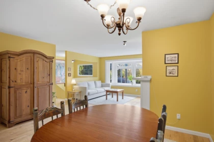 Breakfast Nook Photo of 4057 Marine Drive, Burnaby, BC