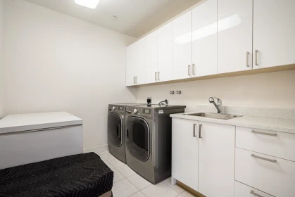 Hot Tub / Spa Photo of 1203 W 38th Avenue, Vancouver, BC