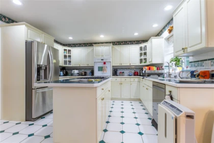 Pantry Photo of 9149 Briar Road, Burnaby, BC
