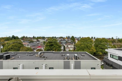 Hot Tub / Spa Photo of 138 W Woodstock Avenue, Vancouver, BC