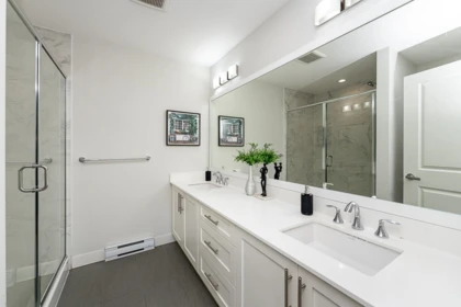 Hallway Photo of 142 6030 142 Street, Surrey, BC