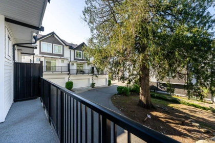 Office / Den Photo of 142 6030 142 Street, Surrey, BC