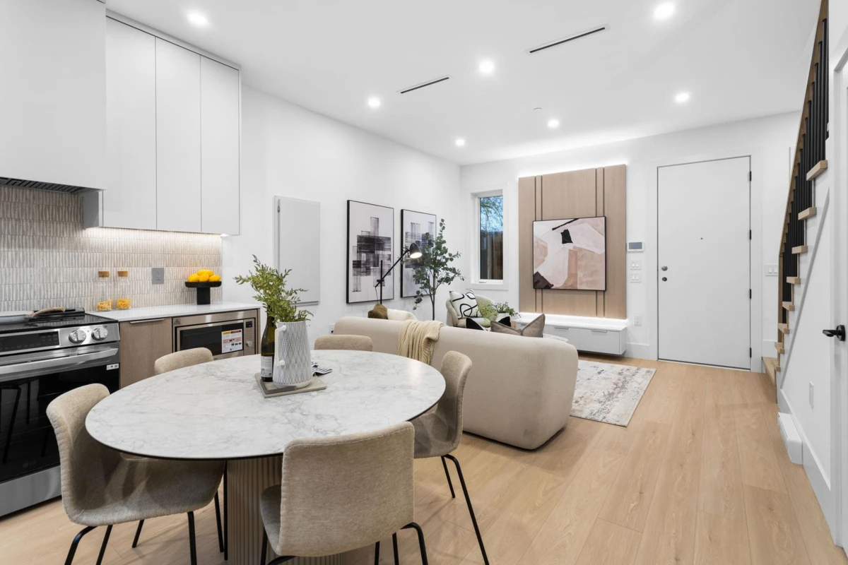 Family Room Photo of 3277 Graveley Street, Vancouver, BC