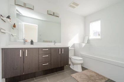 Laundry Room Photo of 60 158 171 Street, White Rock, BC
