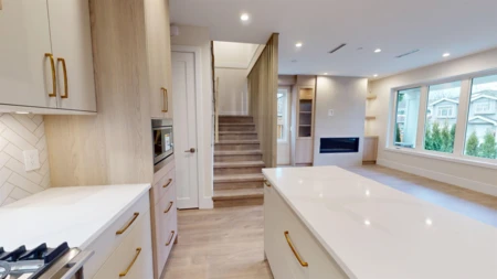 Kitchen Island Photo of 1 2528 Turner Street, Vancouver, BC