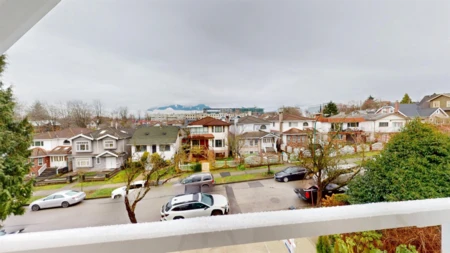 Office / Den Photo of 1 2528 Turner Street, Vancouver, BC