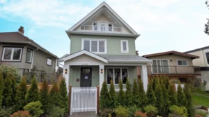 1 2528 Turner Street, Vancouver, BC