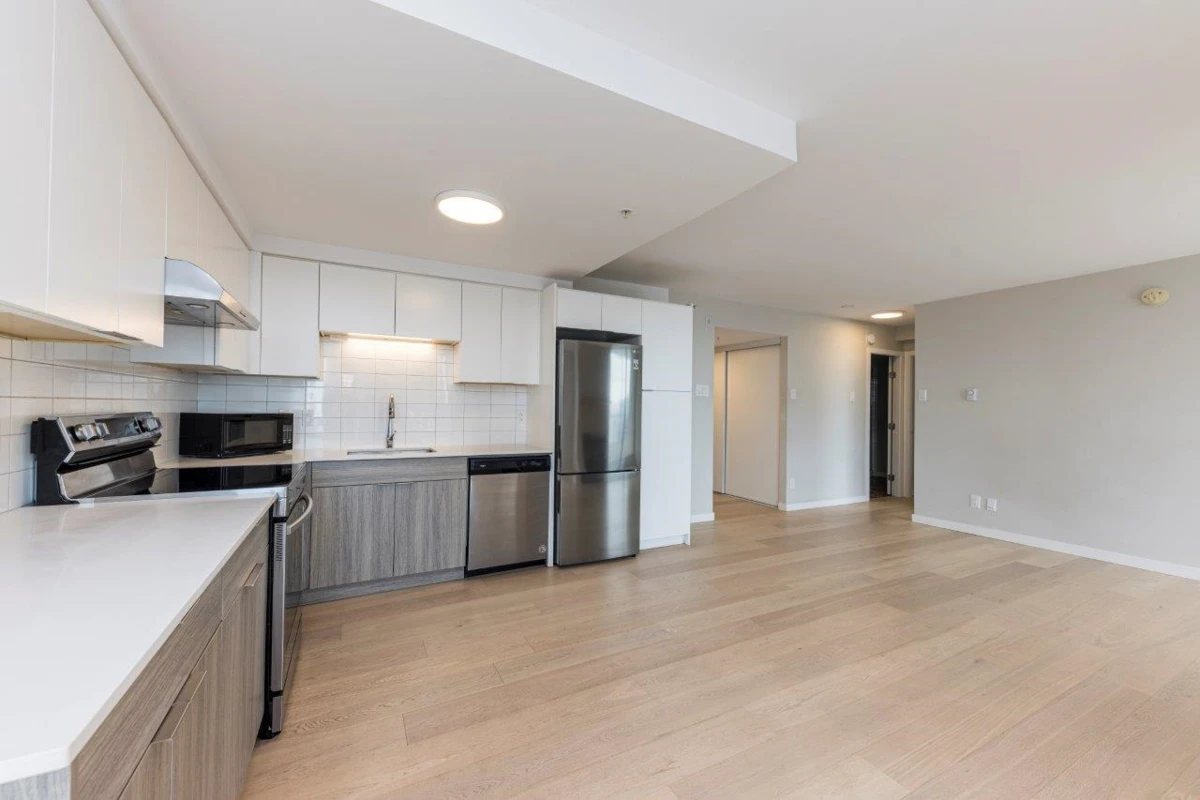 Living Room Photo of 602 505 Lonsdale Avenue, North Vancouver, BC