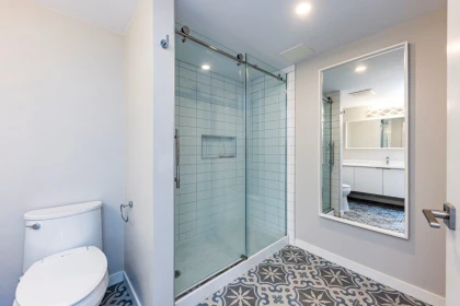Walk-In Closet Photo of 602 505 Lonsdale Avenue, North Vancouver, BC